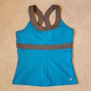 Actra performance wear size small